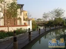 万科麓湖.大理石装修业主诚心出.花园大