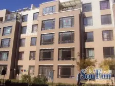 临街房源,带跃层面积大采光好,诚心出售