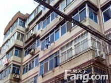 警后大院 封闭小区 单价低 光线好 有车库