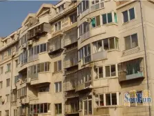 房主诚心出售 房子配套都很好 近市场公交站出行方便