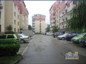 次顶楼 一梯一户 三居 国标户型 交通便利 全天采光