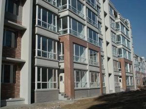 新城区 海东路商圈 三居两卫运动楼层