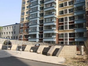 县府街校区 精装修 南北通透 价格能商量