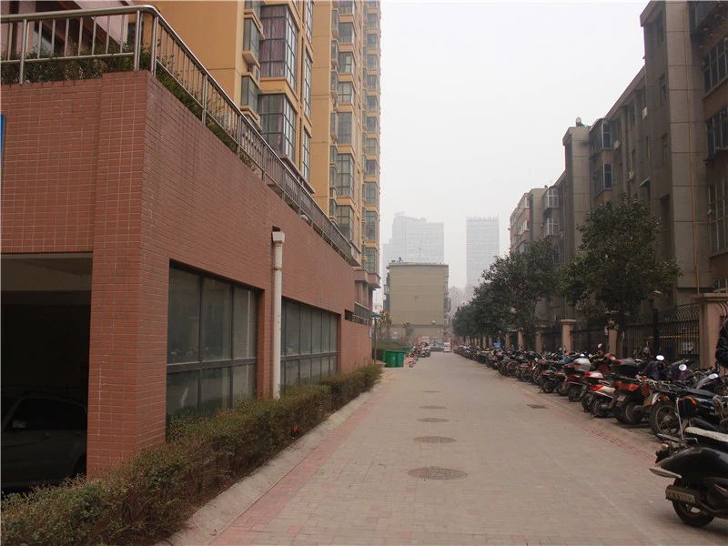 小区相关图