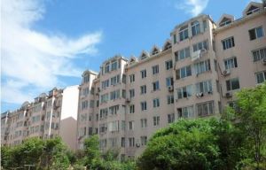 马栏广场 无坡 2000年左右 一室一厅小户型 中间楼层