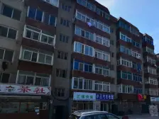 星海莲花湾 无坡 户型方正三室 中间楼层 诚心出售