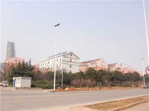 鑫豪小区三室两厅明厨明卫南北朝向满五年