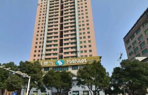 标志商务楼4室2厅南