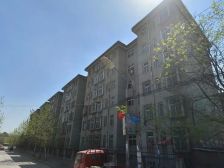 二环里,跃层的房子,带露台,实际面积大