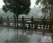 雷锋大道悦禧山庄山脚下精装修独栋单层面积大