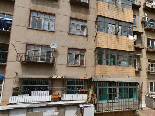  ������2��1��1���ϱ�����900.00Ԫ/�³��� 