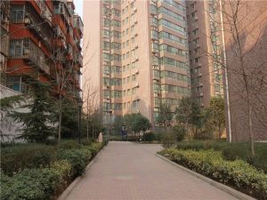 中弘名都城小高层南北通透三室带车位诚心卖
