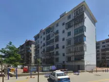 红旗101房主,诚心卖,房子是装修好的 ,临街门头