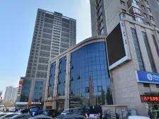 金连佳地,精装一室,房主诚心出售,看房提前联系