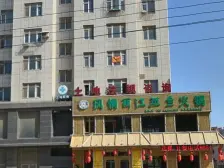 姚家小区 凤凰层精装大两室电梯房