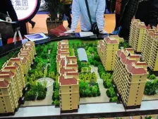 婚房精装修 中间位置中间楼层 视野好光线好