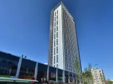 位置好,交通便利,接孩子很方便,生活设施完善。