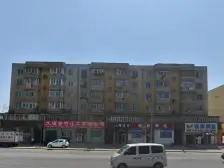 松江路中楼层楼下即地铁采光好房