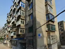 和平 两室南北向光线好 装修保持好