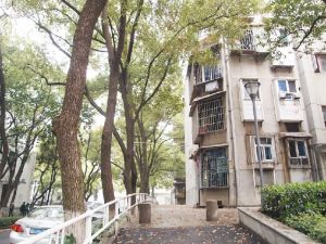 湖南省人民政府机关梓园住宅区4室2厅南北