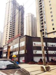 近地铁6号线,次新小区,湘腾琴岛,精装修拎包入住