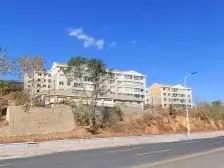 面朝大海春暖花开中间楼层三室户型得房高房主诚售