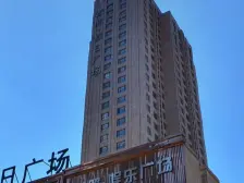 采光充足 户型规矩 视野敞亮 位置好,钢结构次新房。