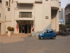 牡丹广场地铁口精致两室全南户随时看房