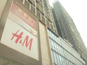 君临国际 1室0厅 东北