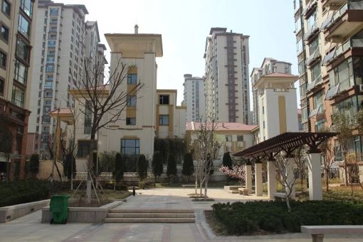  �ƺ�����ɽׯ3��2��2���ϱ�����4000.00Ԫ/�³��� 