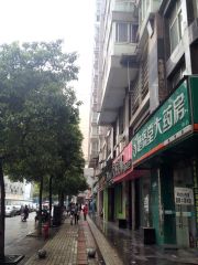 五一华府3室2厅南
