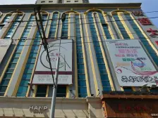 七十九中附 小旁 精装三室上学不过道距地铁公园 200米