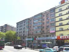 唐山街一室小户型 近市场和车站 配套齐全