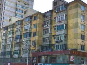 34两室带租出售户型方正位置好无坡交通便利