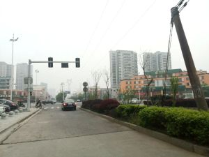 精装修3房。拎包入住,业主精心设计。看房提早约
