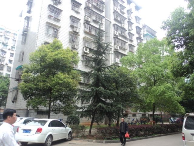 小区相关图