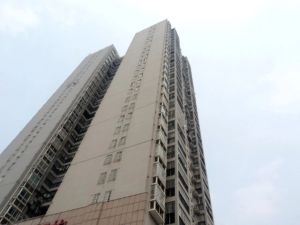 华龙公馆4室2厅南北