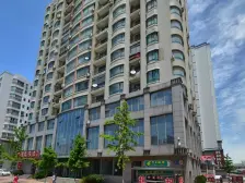 楼层好 随意装修 价格小区低 房主诚心出售