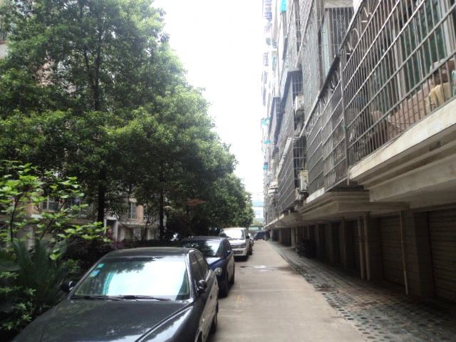 小区相关图