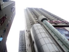 近地铁近公园锦泰广场城轨地铁口700米