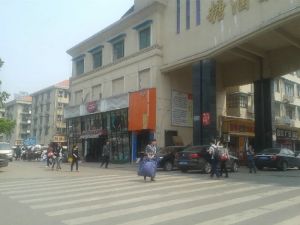 红星糖酒副食批发市场 3室2厅 南 北