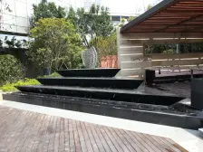 自家装修的正规1室1厅,户型方正,小区入则静出则繁华