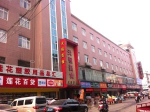 高桥皮具城5室2厅南