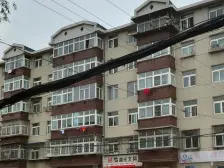 北山大楼中间楼层两室,位置好近市场