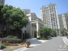 翠湖湾 精装三室 全天采光 有车位