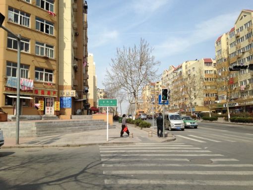  ����·С��2��1���ϳ���1200.00Ԫ/�³��� 