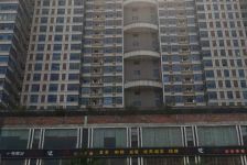 东方银座1室1厅南