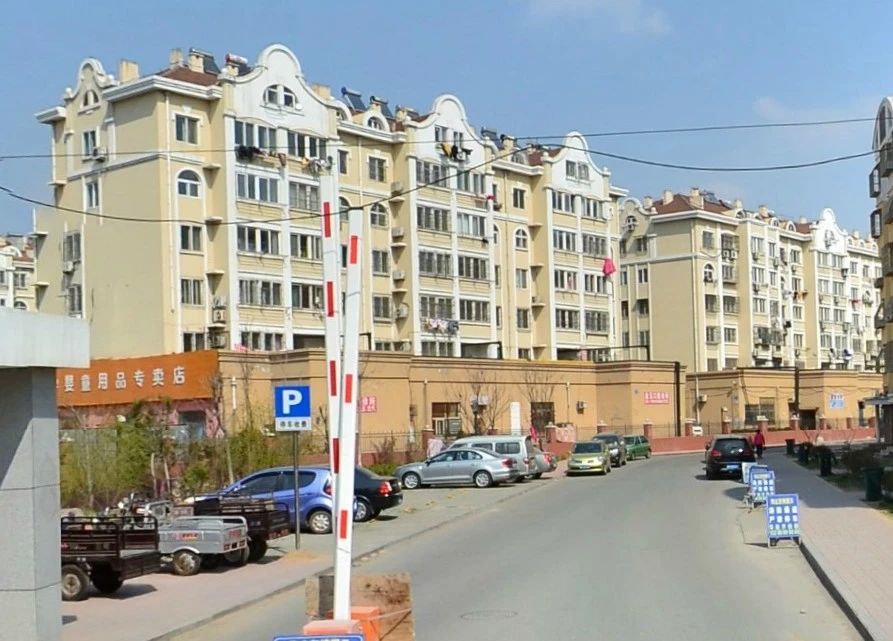 小区相关图