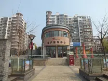 上下两层复试,带阁楼,视野好,精装修,拎包入住