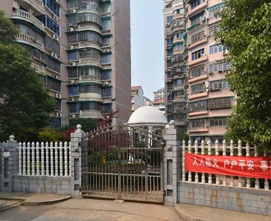 小区相关图